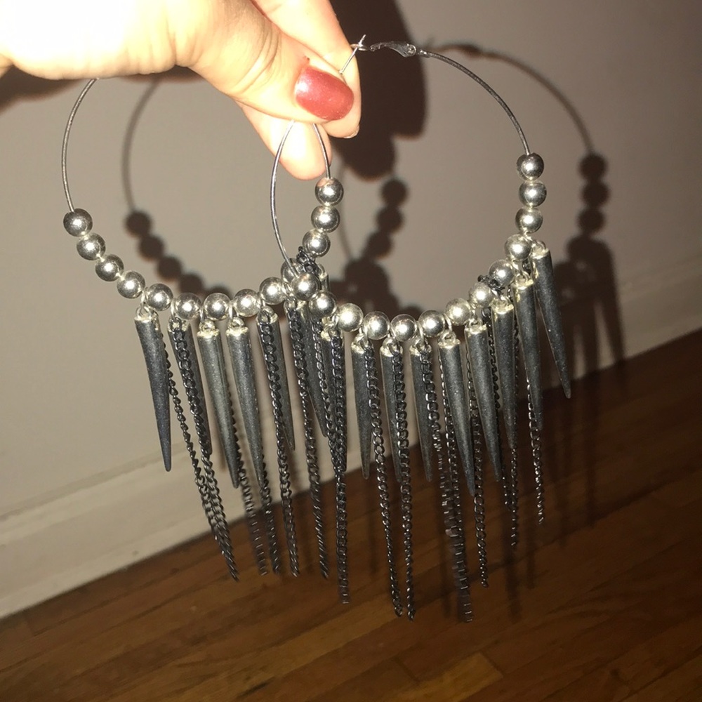 Spike and chain hoop earrings